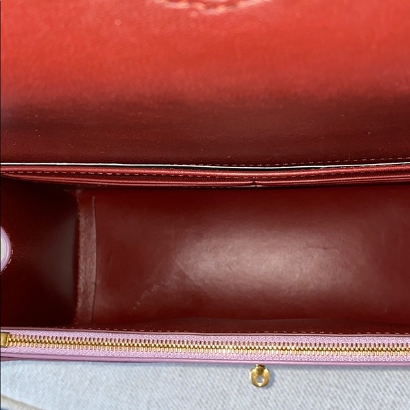 Mulberry Darley in Lilac Cross Grain Leather - Picture 11 of 13